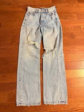 Aéropostale Vintage-Inspired High Rise ripped Baggy Jeans,